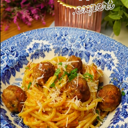 Creamy Vegetable Sauce Spaghetti with Oven-Baked Turkey Meatballs - Yummy Expert