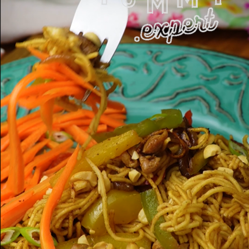 Chicken and Noodles Stir-Fry with Colorful Veggies - Yummy Expert