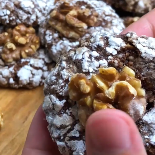 Walnut and Almond Biscuits - Yummy Expert