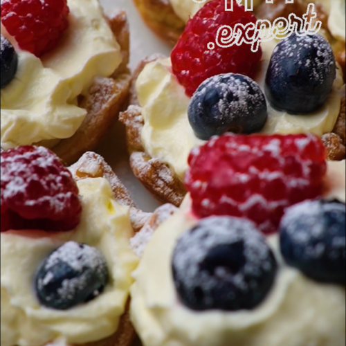 Puff Pastry Fruit Baskets – Easy 5-Ingredient Dessert in 10 Minutes - Yummy Expert