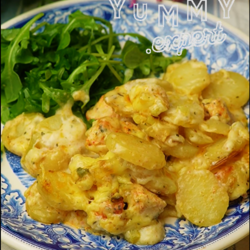 Baked New Potatoes with Chicken and Cheese Sauce (Cartofi noi copți cu sos de pui și brânză) - Yummy