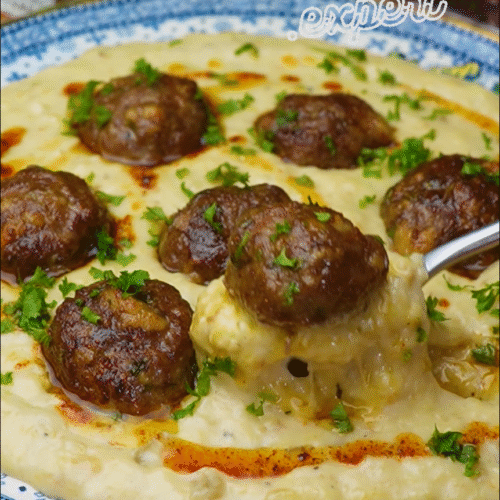 Turkish-Style Stuffed Eggplants (Vinete Umplute în Stil Turcesc) - Yummy Expert