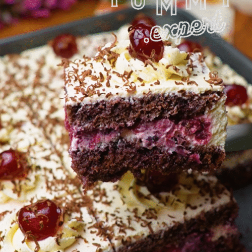 Black Forest Cake (Prăjitură Black Forest) - Yummy Expert